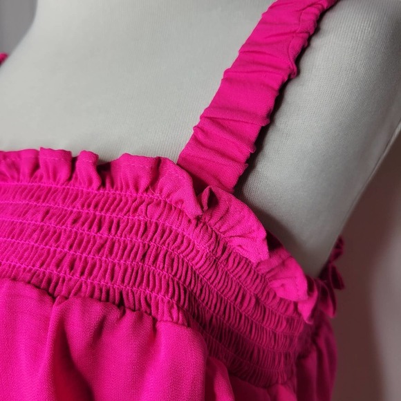 Riley & Rae Cropped Smocked Tank Top Bright Rose Pink Barbie Size XL - Picture 4 of 8
